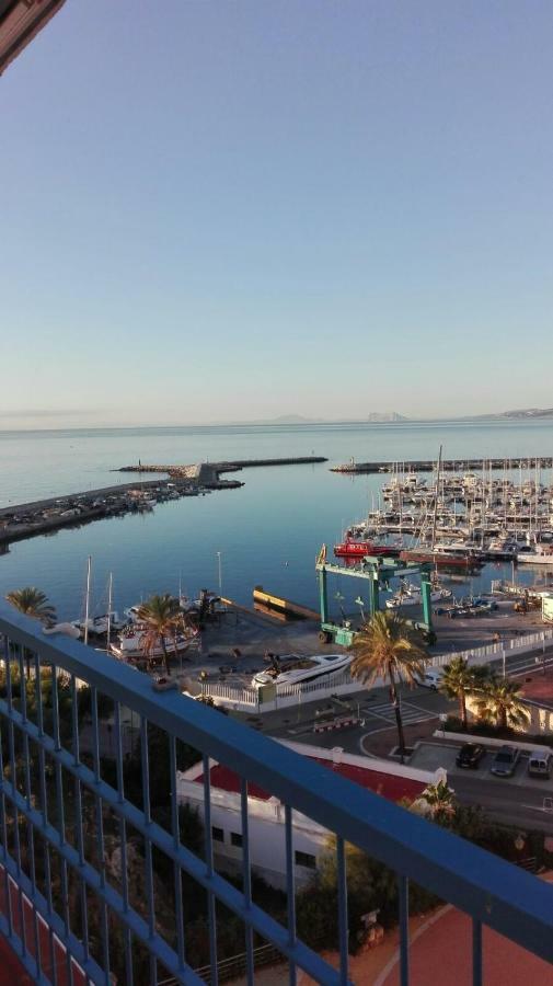 Ferienwohnung Vista Al Faro Estepona Exterior foto