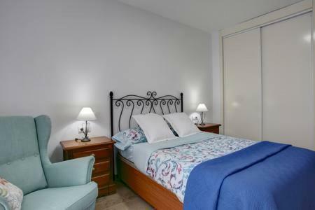 Ferienwohnung Vista Al Faro Estepona Exterior foto